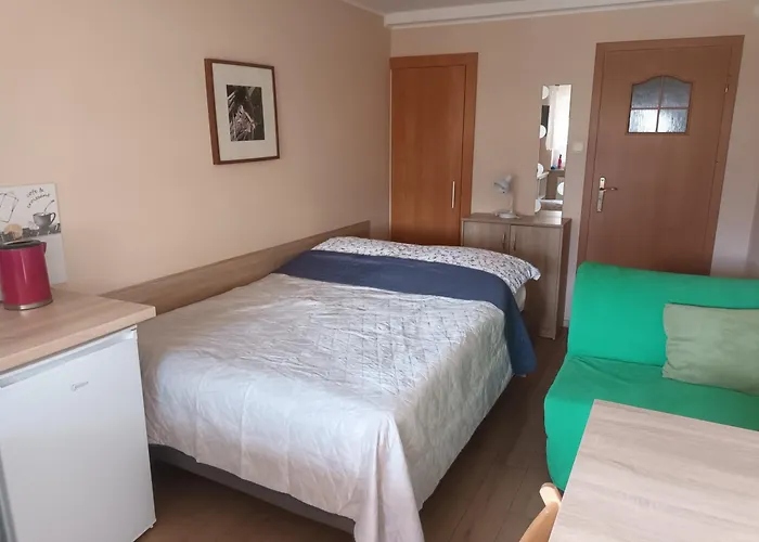 Homestay I U Kryni *